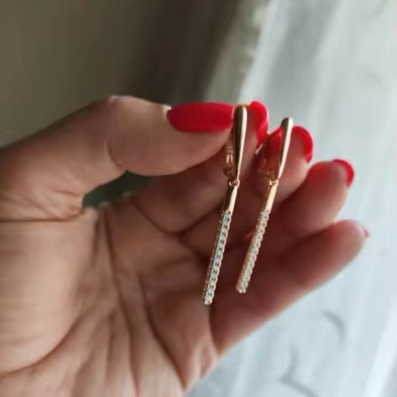 Glossy Long Dangle Gold Bling Earrings - Picture 3 of 6